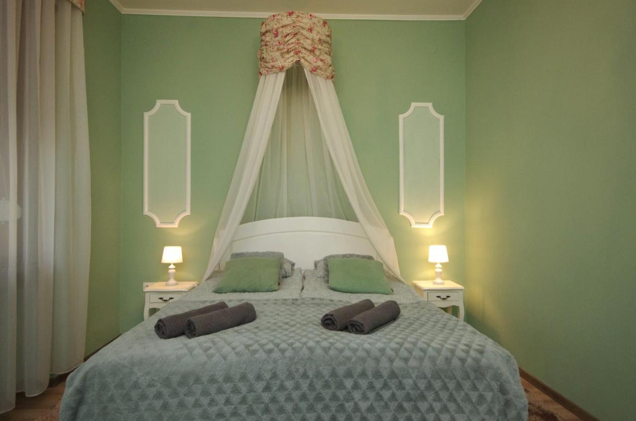 Villa Rusztika ยูลา ภายนอก รูปภาพ