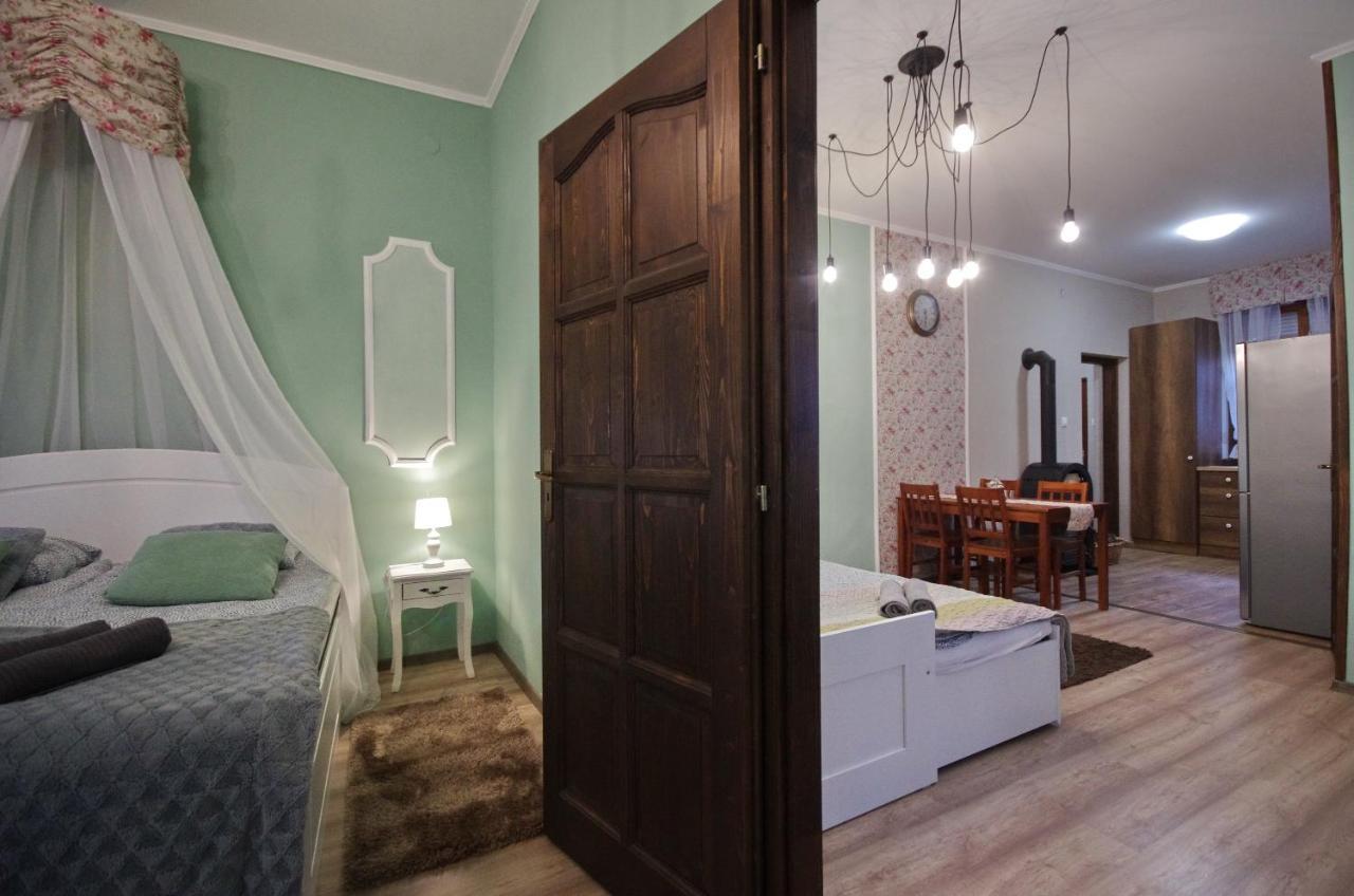 Villa Rusztika ยูลา ภายนอก รูปภาพ